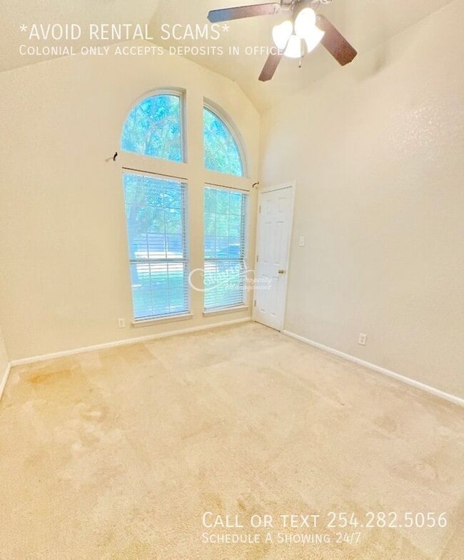 Building Photo - 2032 Stonehenge Dr
