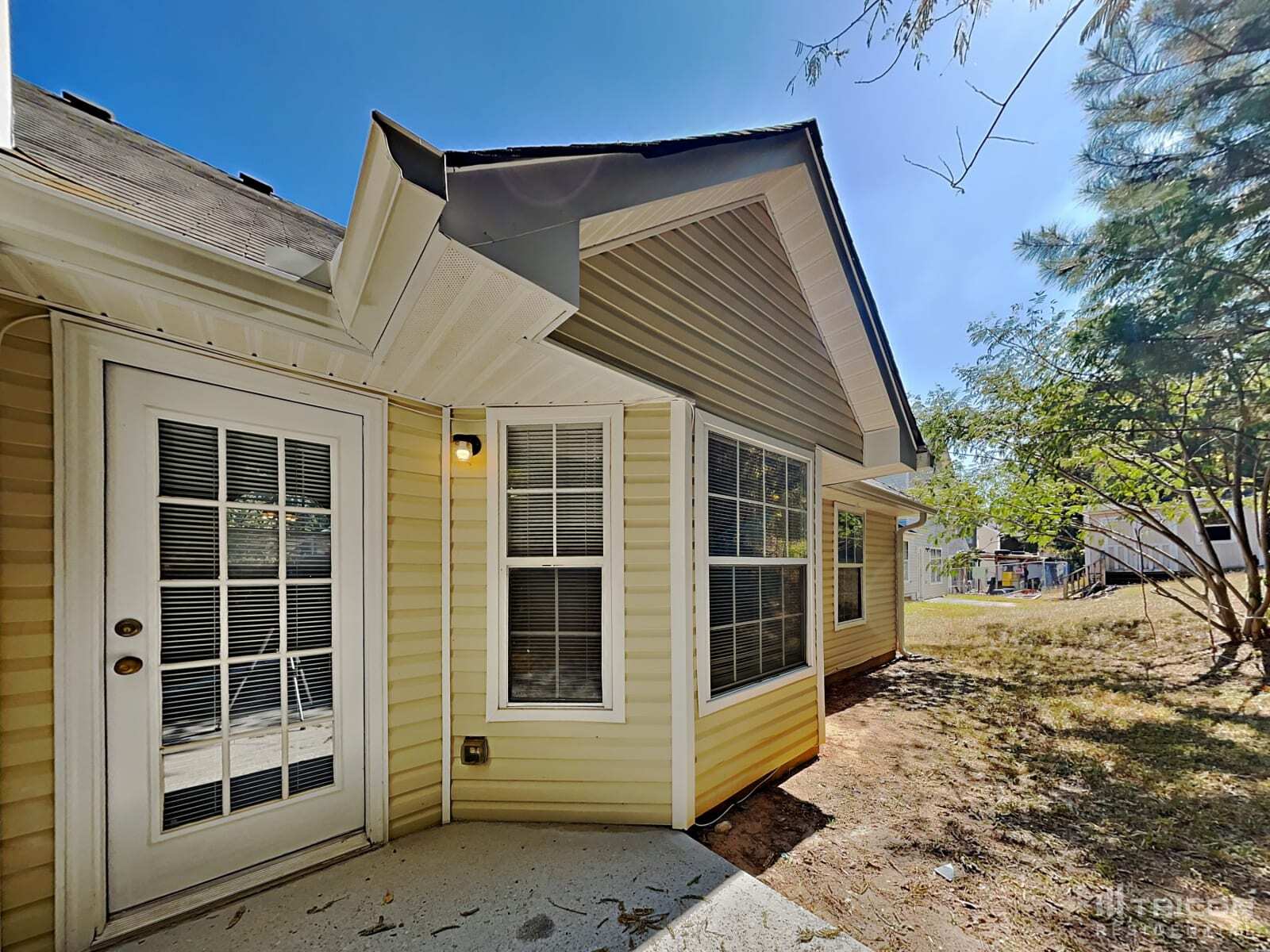 Building Photo - 5515 Sapphire Cir