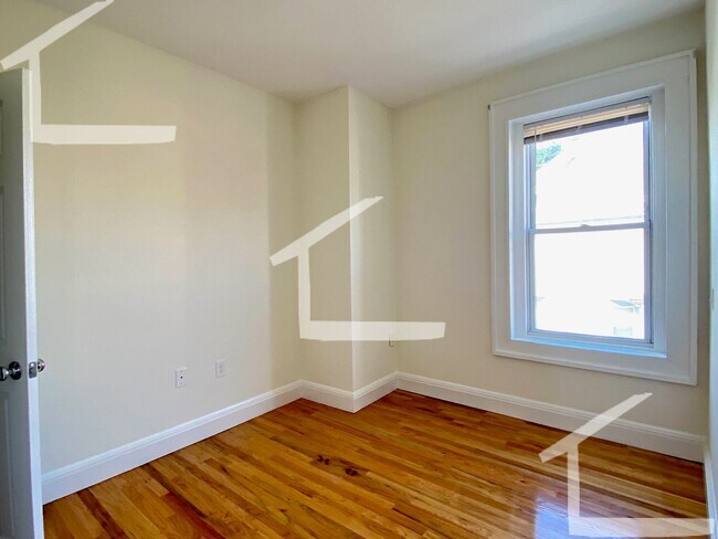 Building Photo - Spacious 2BR Allston Listing!