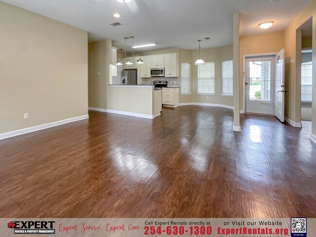 Building Photo - A Beautifully Updated 3-Bedroom Home that ...