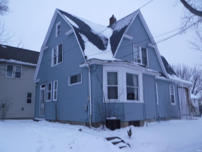 Building Photo - 636 Huffman St