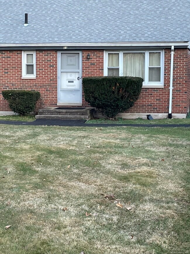 Primary Photo - 21 Hartford Ave