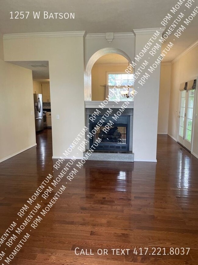 Building Photo - 1257 W Batson-