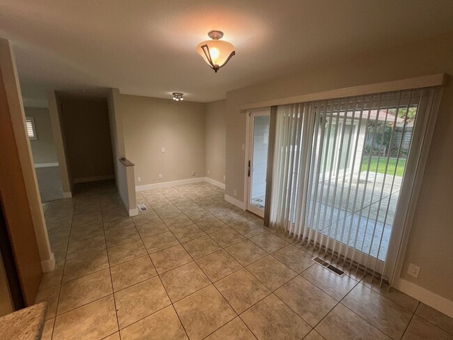 Building Photo - Renovated Two Bedroom Home in Rincon Valley