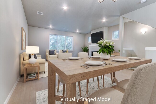 Building Photo - Air Conditioning! Beautiful Newer Construction Home!  3 Master Bedrooms!