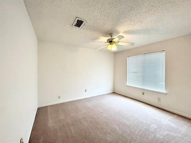 Building Photo - 14802 Chetland Pl Dr