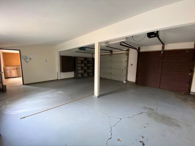 Building Photo - Beautiful Home in Old Southwest Reno w/Large Backyard