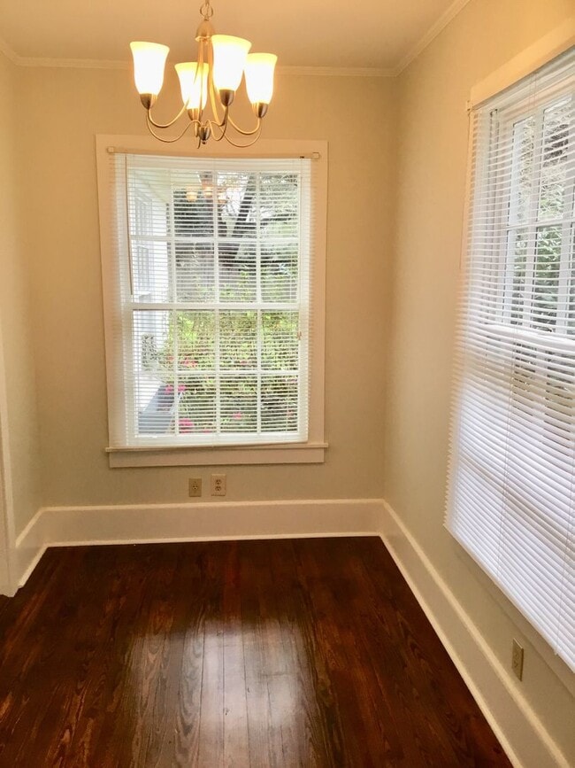 Building Photo - F&N FAIRHOPE COTTAGE