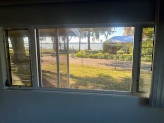 Building Photo - 201 Mae St