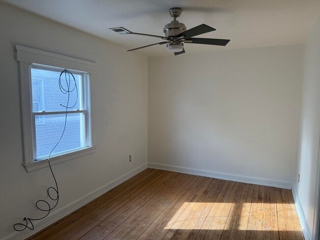 Building Photo - 2229 Faber St