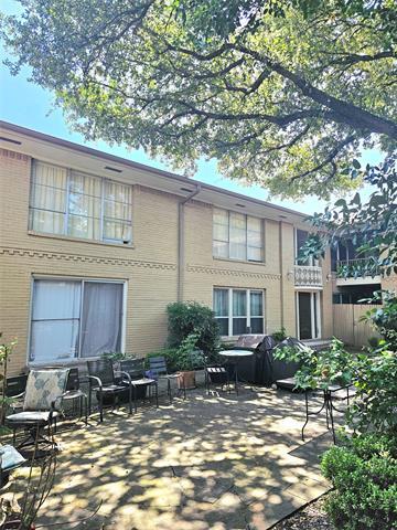 Building Photo - 11152 Valleydale Dr