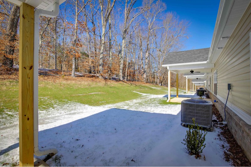 Building Photo - 285 Piper Glen