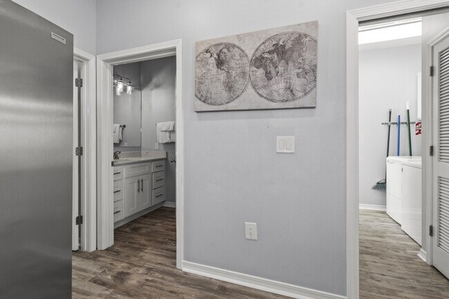 Building Photo - 2809 Scenic Hwy 98