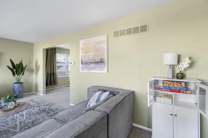 LR 3 - 51 Tower Rd