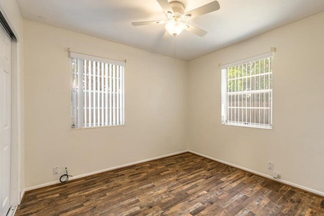 Building Photo - 2/1 plus bonus room in Holly Hill