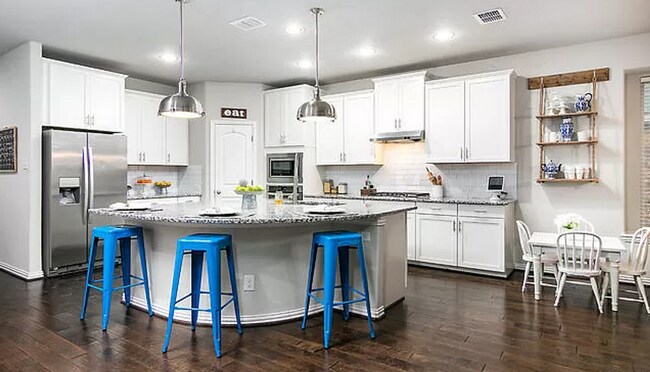 Building Photo - Spacious 4-Bedroom, 3-Bath Two-Story Home in Boerne