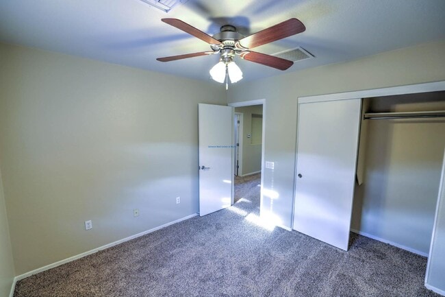Building Photo - 5793 Cedar Ridge Rd