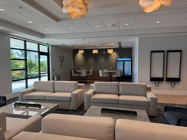 Building Photo - 12167 SW Viridian Blvd