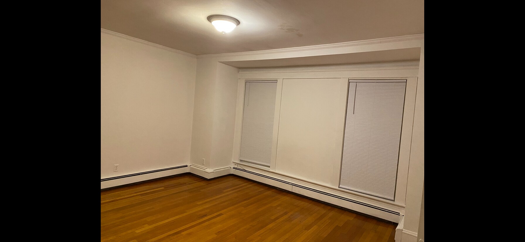 Building Photo - 1425 Manville Rd