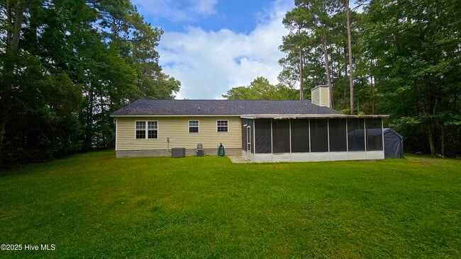 Building Photo - 830 Wood Creek Dr
