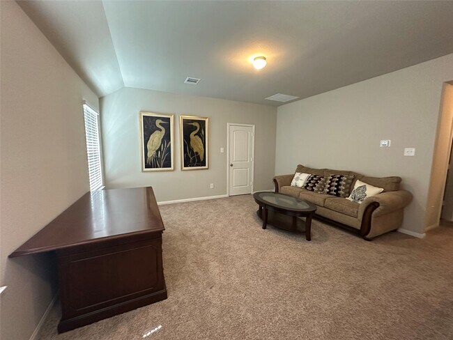 Building Photo - 24810 Adami Veduta Ct