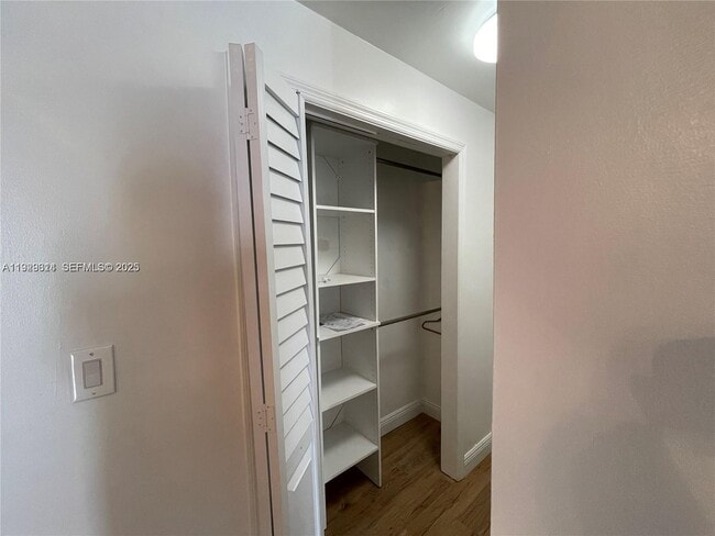 Building Photo - 1849 Taylor St