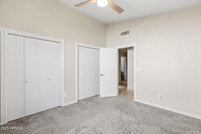 Building Photo - 15912 Centipede Dr
