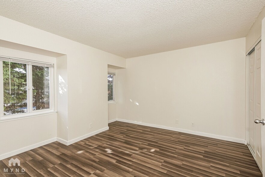 Building Photo - 720 Dempsey Rd