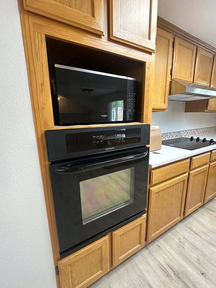 Kitchen - 754 W 2100 N