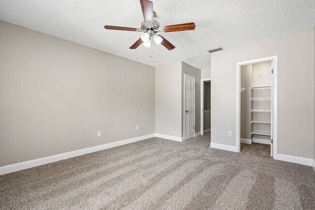 Building Photo - 4149 S Semoran Blvd