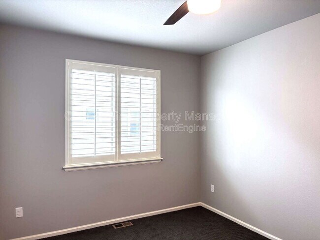 Building Photo - 16976 W 85th Ln