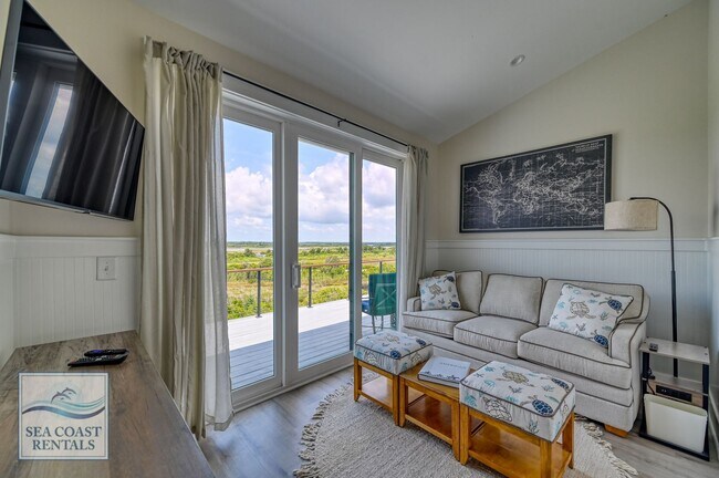 Building Photo - OFF-SEASON MONTHLY RENTAL - IT'S A BIG DILL!!