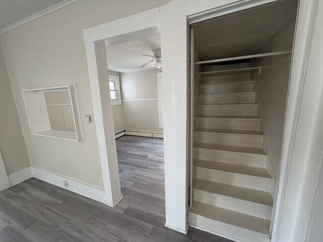 Building Photo - 124 State Fair Blvd