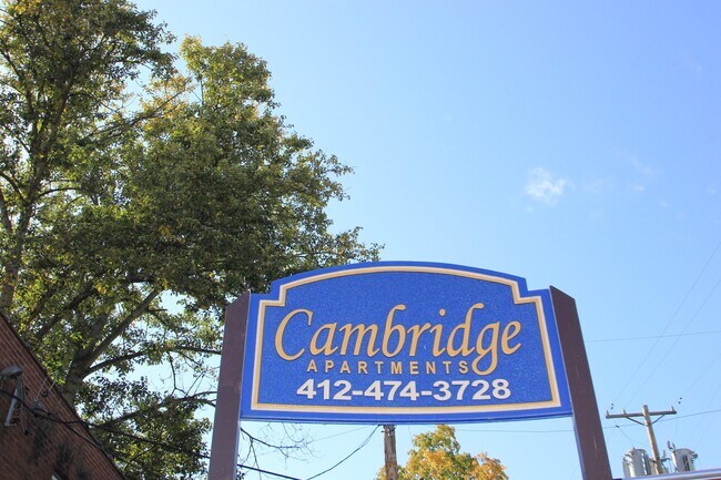 Interior Photo - CAMBRIDGE APTS -- 043