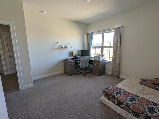 Building Photo - 9905 Quercia Dr