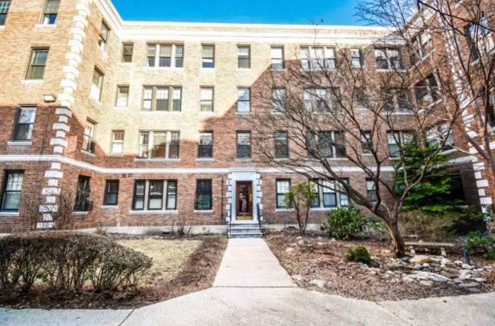 Building Photo - 62 Queensberry St