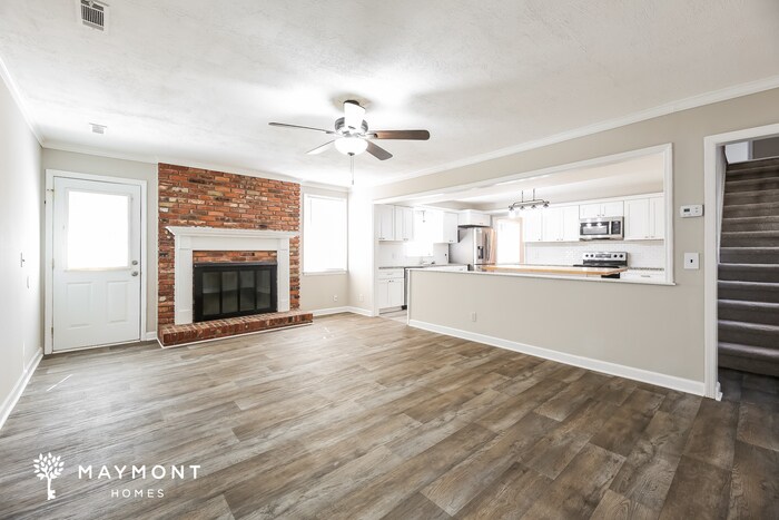 Building Photo - 107 Meadowbrook Dr