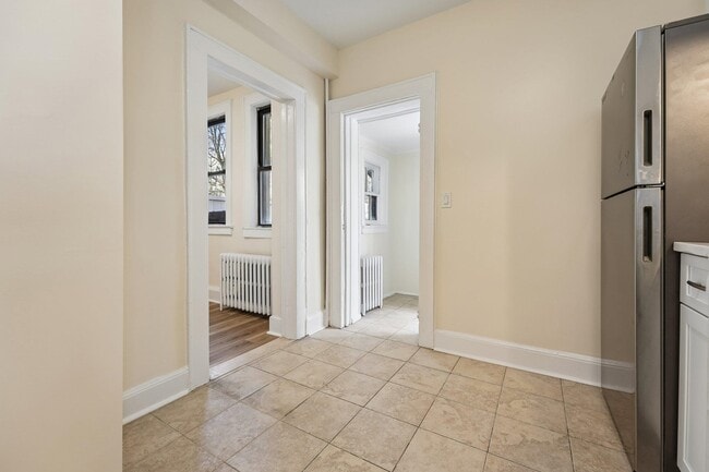 Building Photo - 7 Bender Pl