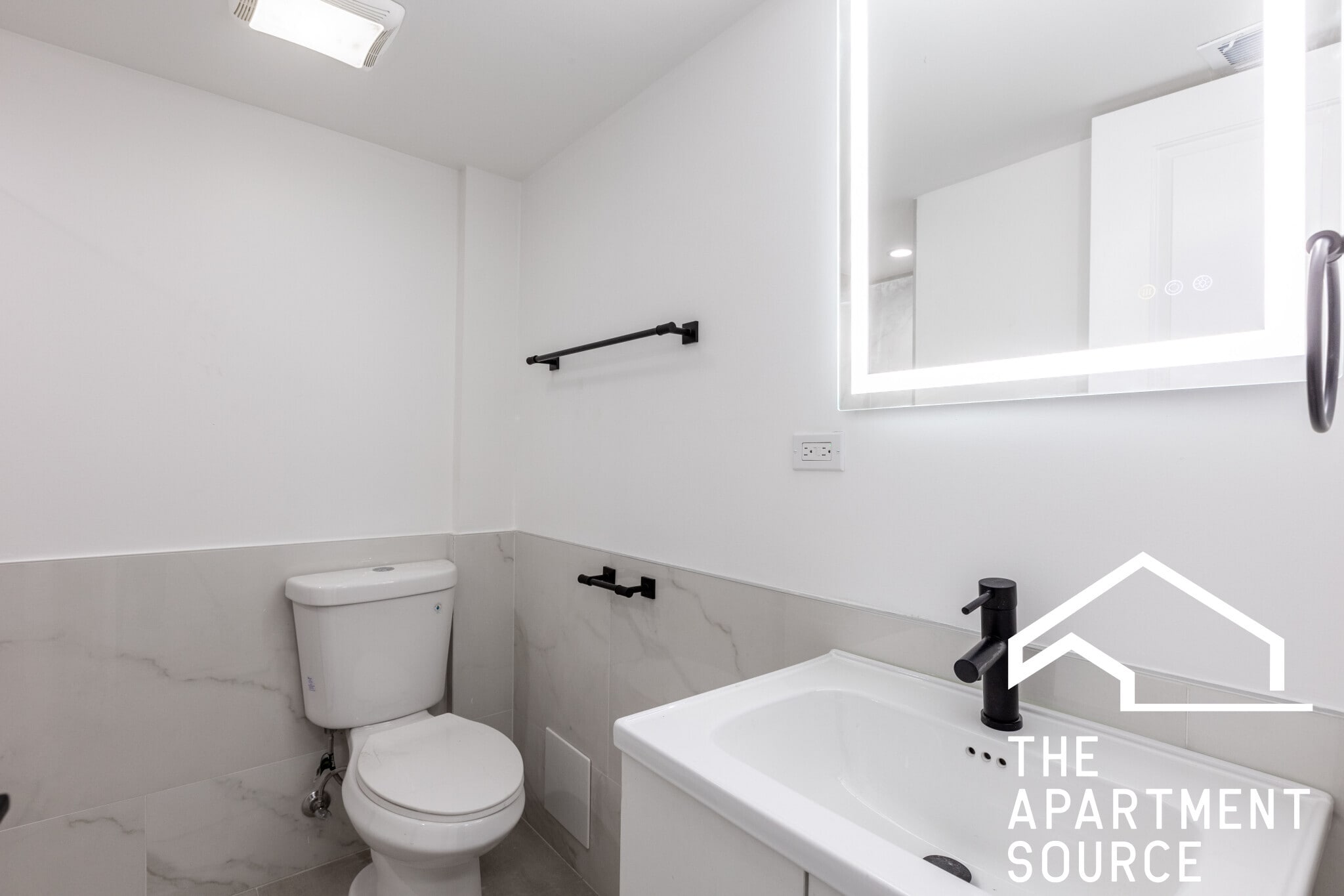 Building Photo - 1841 N Kedzie Ave