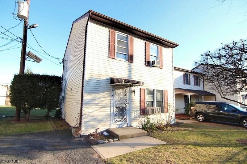 Building Photo - 316 Littleton Ave