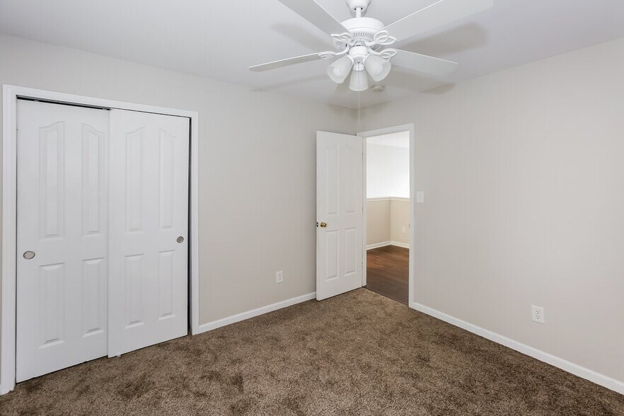 Building Photo - 4010 Saphire Ln