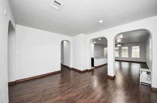 Building Photo - 17031 Iver Ironwood Trl