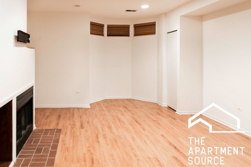 Building Photo - 1810 N Fremont St