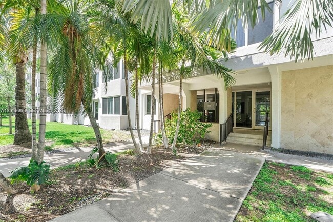 Building Photo - 250 180th Dr