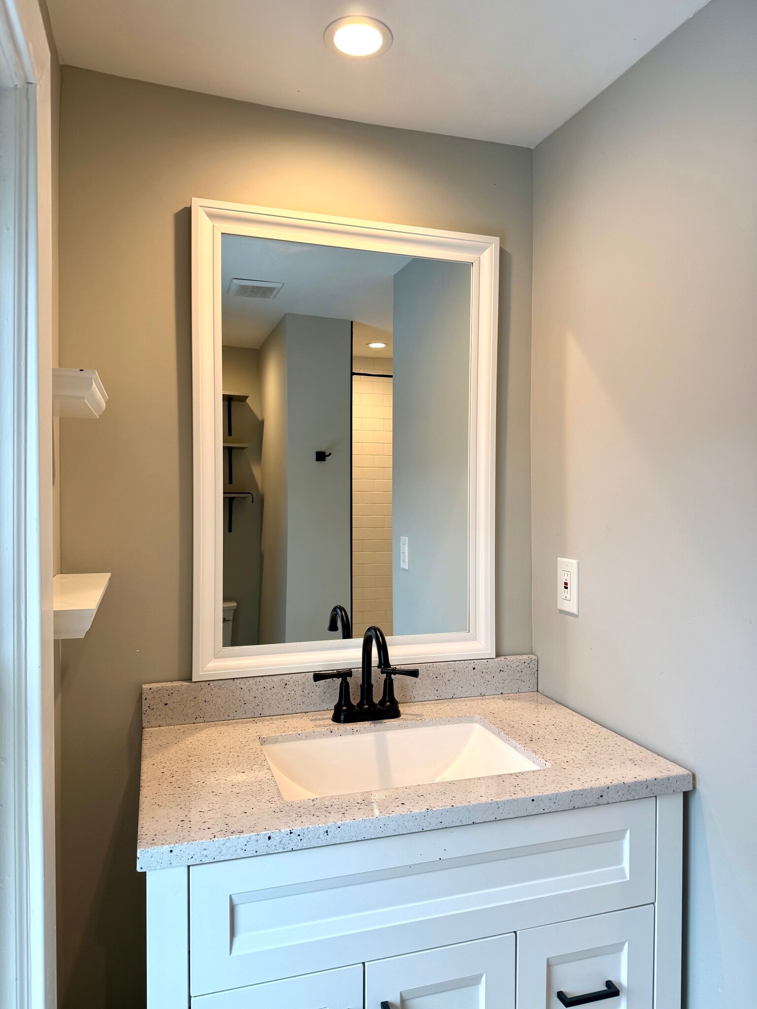 Building Photo - 45 Garfield St