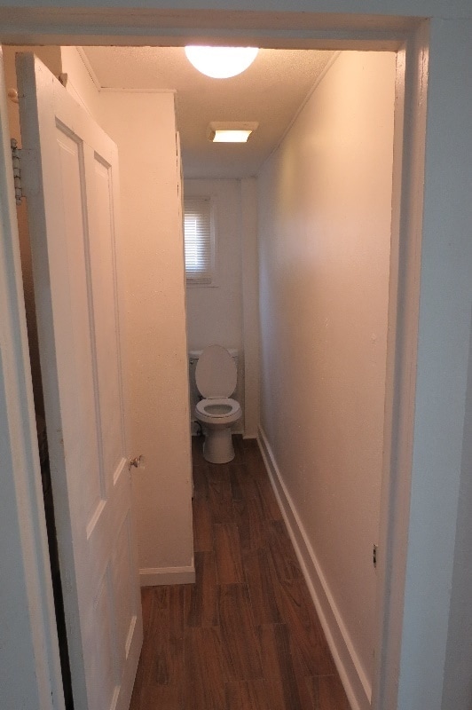 Building Photo - 203 S Maple St