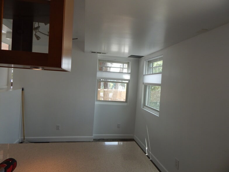 Living room - 2278 Edendale Pl