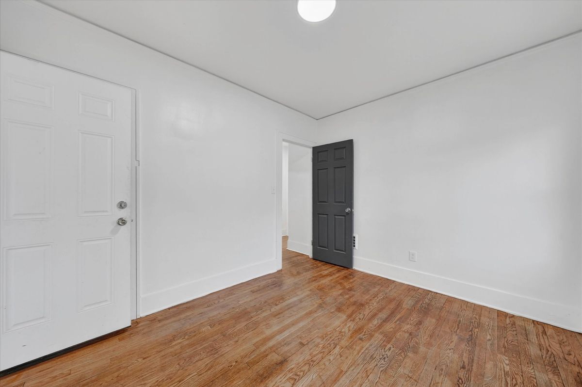 Building Photo - 16890 Stoepel St