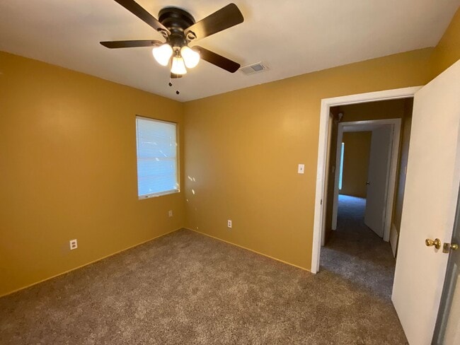 Building Photo - Freshly Renovated 3 Bedroom Home for Lease in North Shreveport