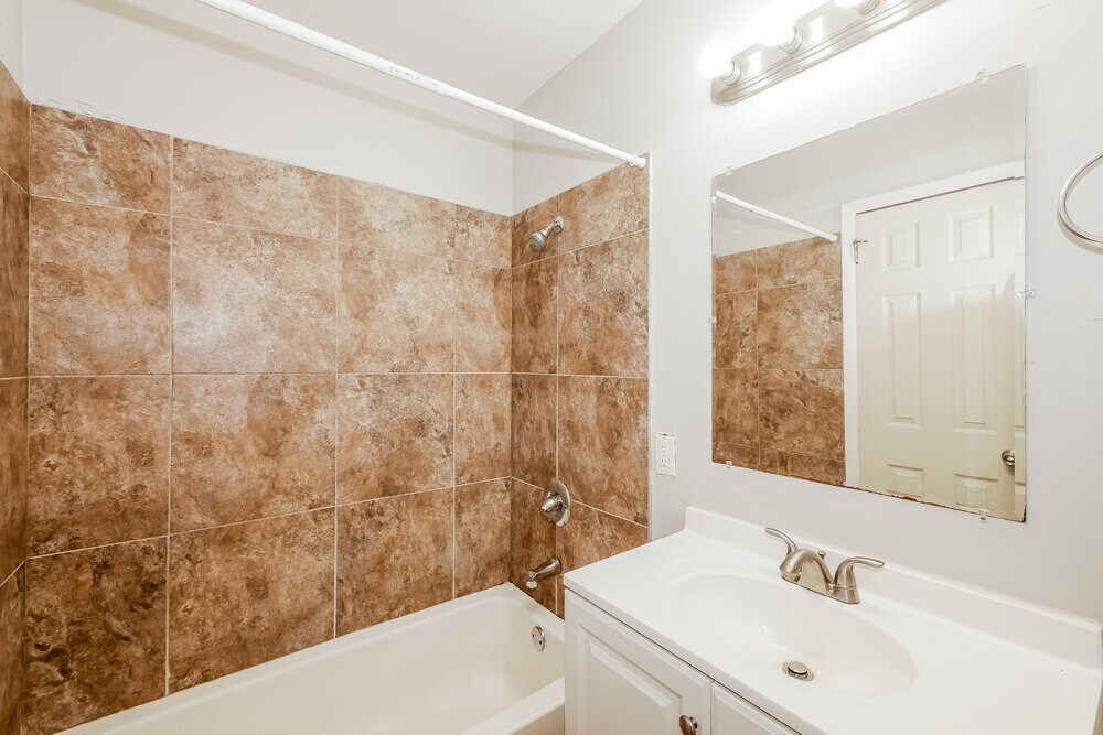 Building Photo - 4033 Arborcrest Dr